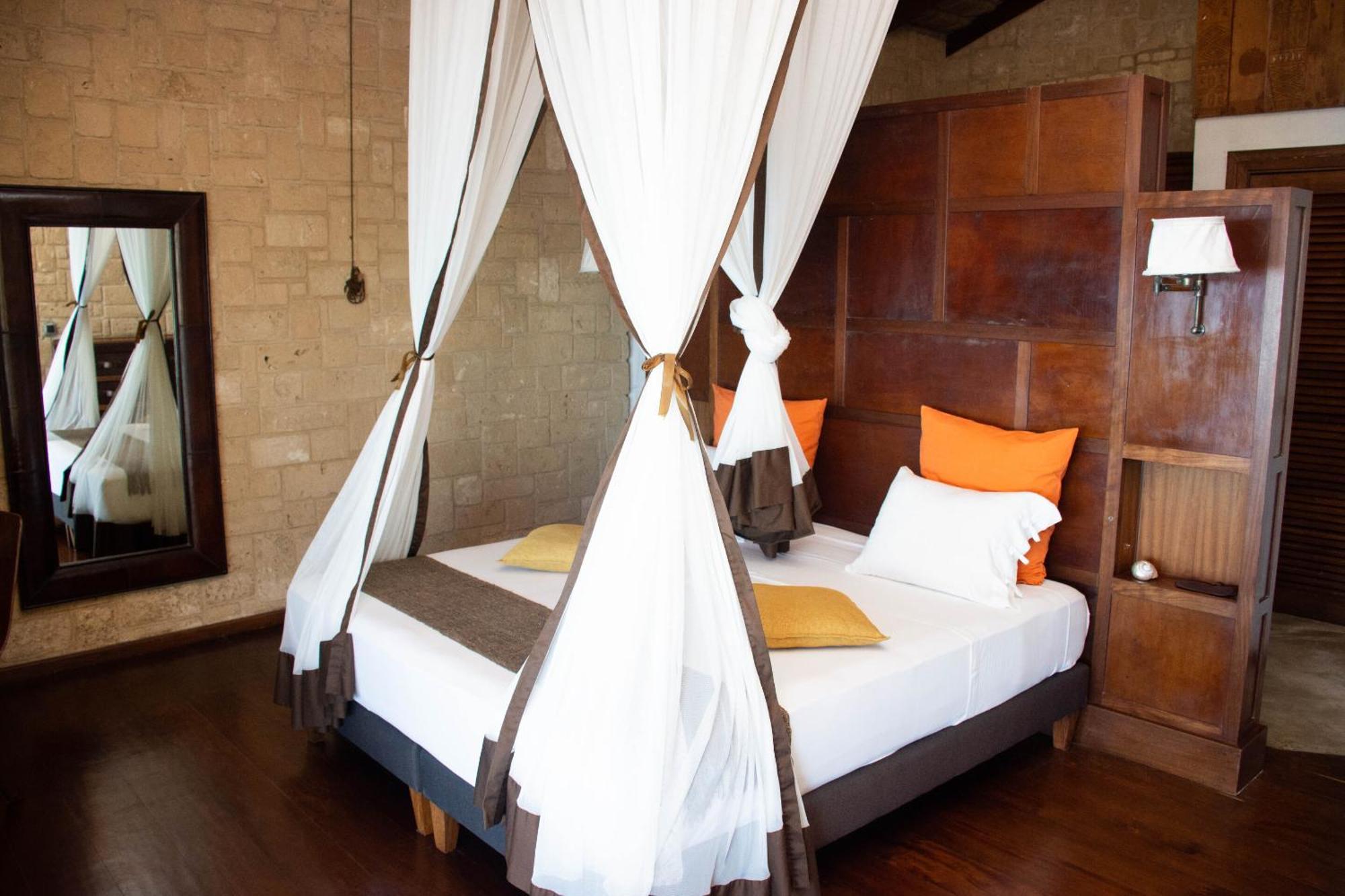 Bed and Breakfast Demeure De La Compagnie Generale Des Huiles Precieuses Ifaty Habitación foto